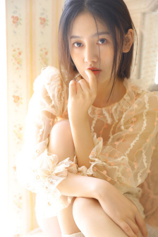 把毛笔放到洞里写字不准掉